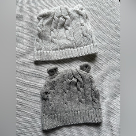 🛑 FINAL SALE Bundle of 2 Elegant Baby Winter Hat Gray White Cable Knit 0–12 M - Picture 4 of 8